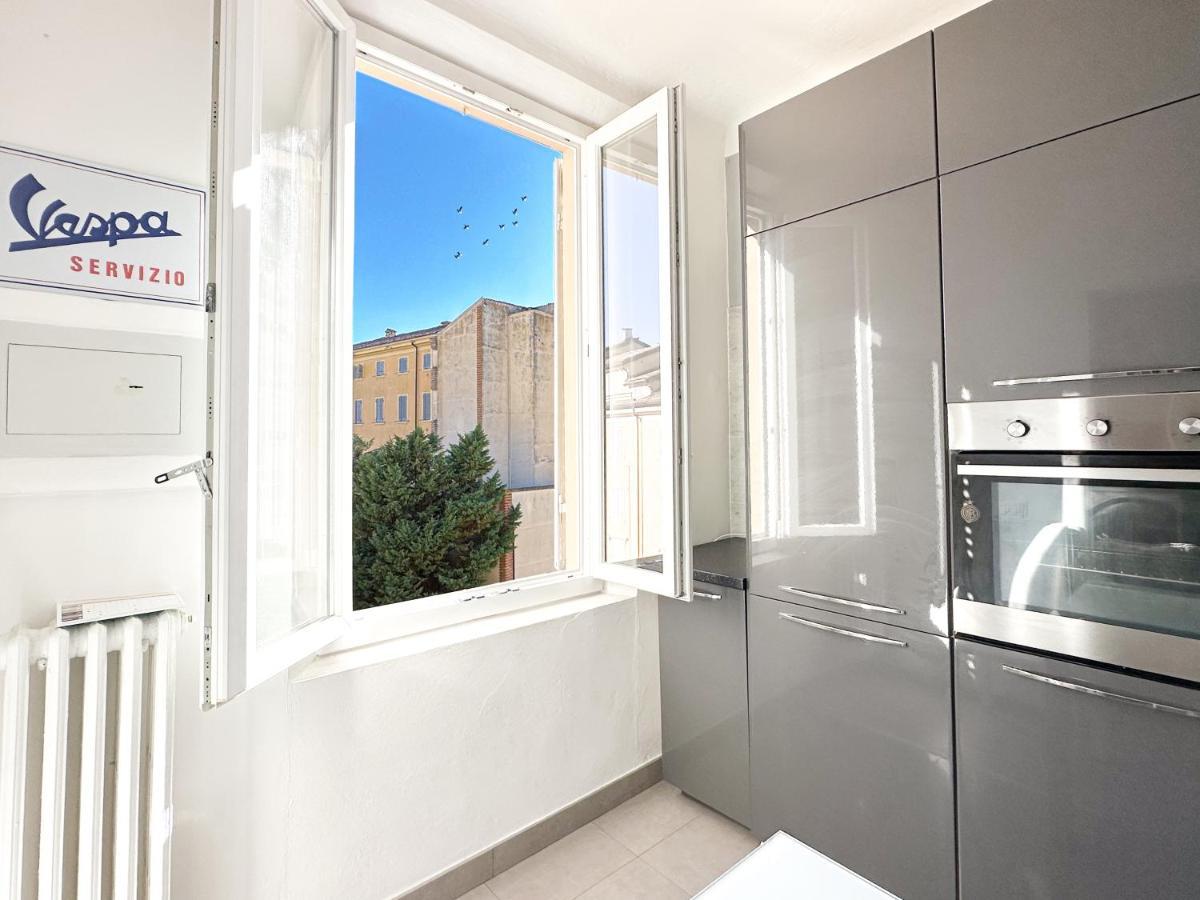 Luxury Apartment Next To The Francescana مودينا المظهر الخارجي الصورة
